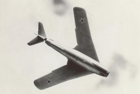MiG-17 FRESCO